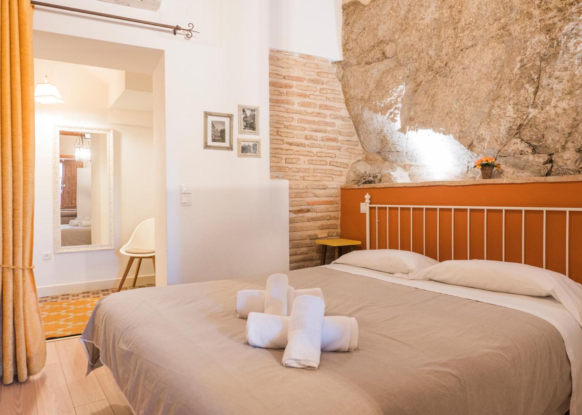 El Aljibe De San Cipriano - Apartamentos Aloha Toledo Ngoại thất bức ảnh